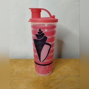 New red Tupperware 16 oz nautical seashell tumbler with lid